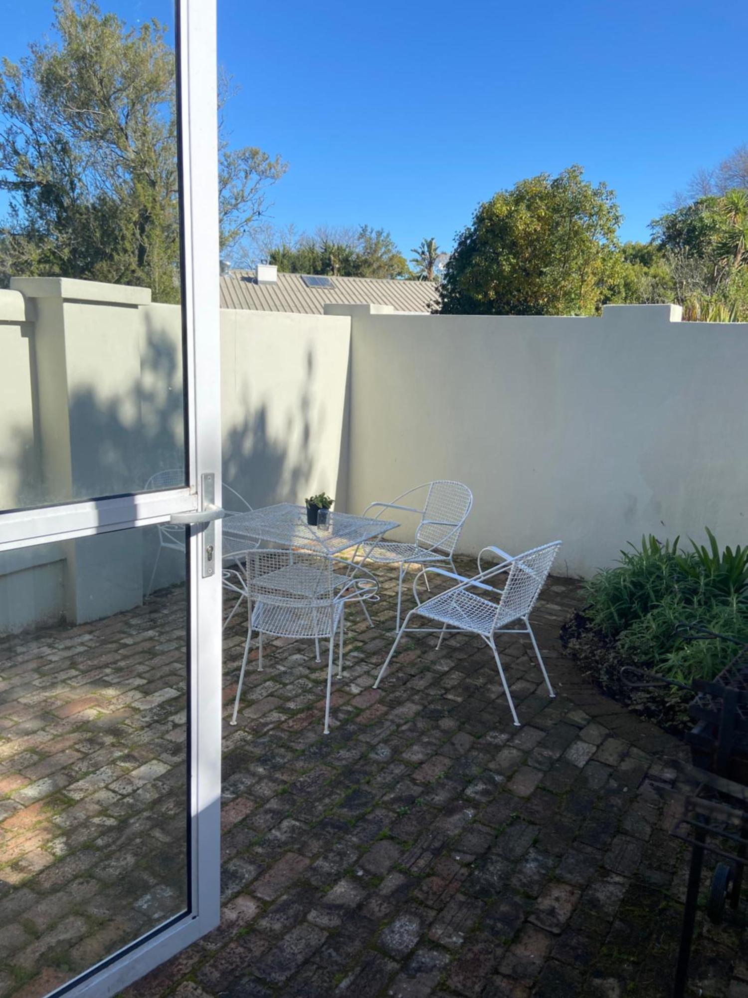 Sarah'S Place- Heatherlands,George Exterior photo